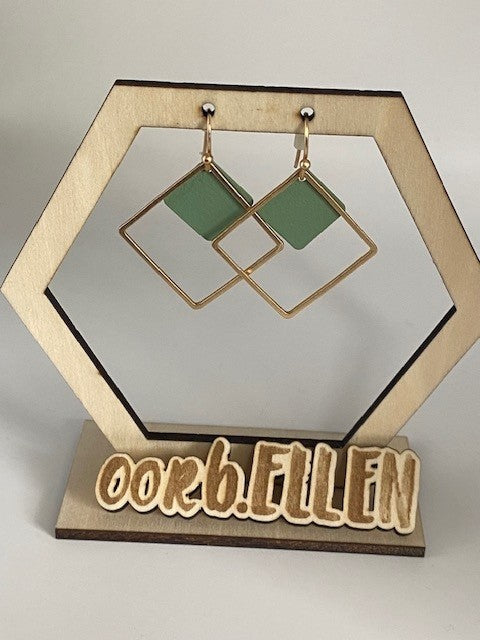 basilicum groen ruitje in open gouden ruit