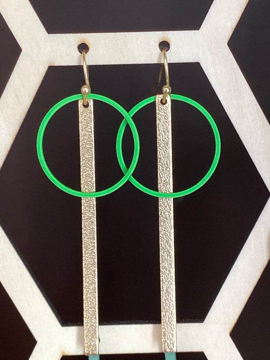 Fluogroene cirkel met gekarteld staafje