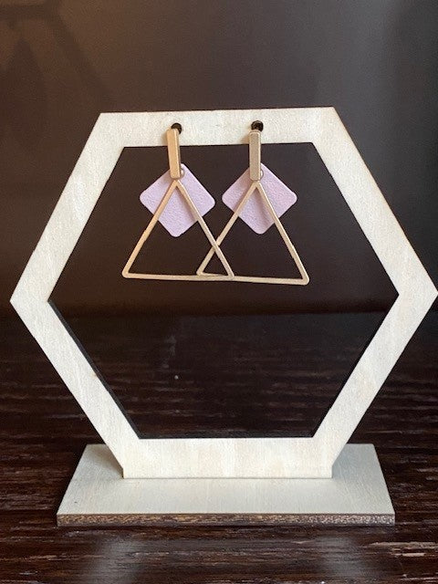 gouden driehoeken met oud roze vierkantjes